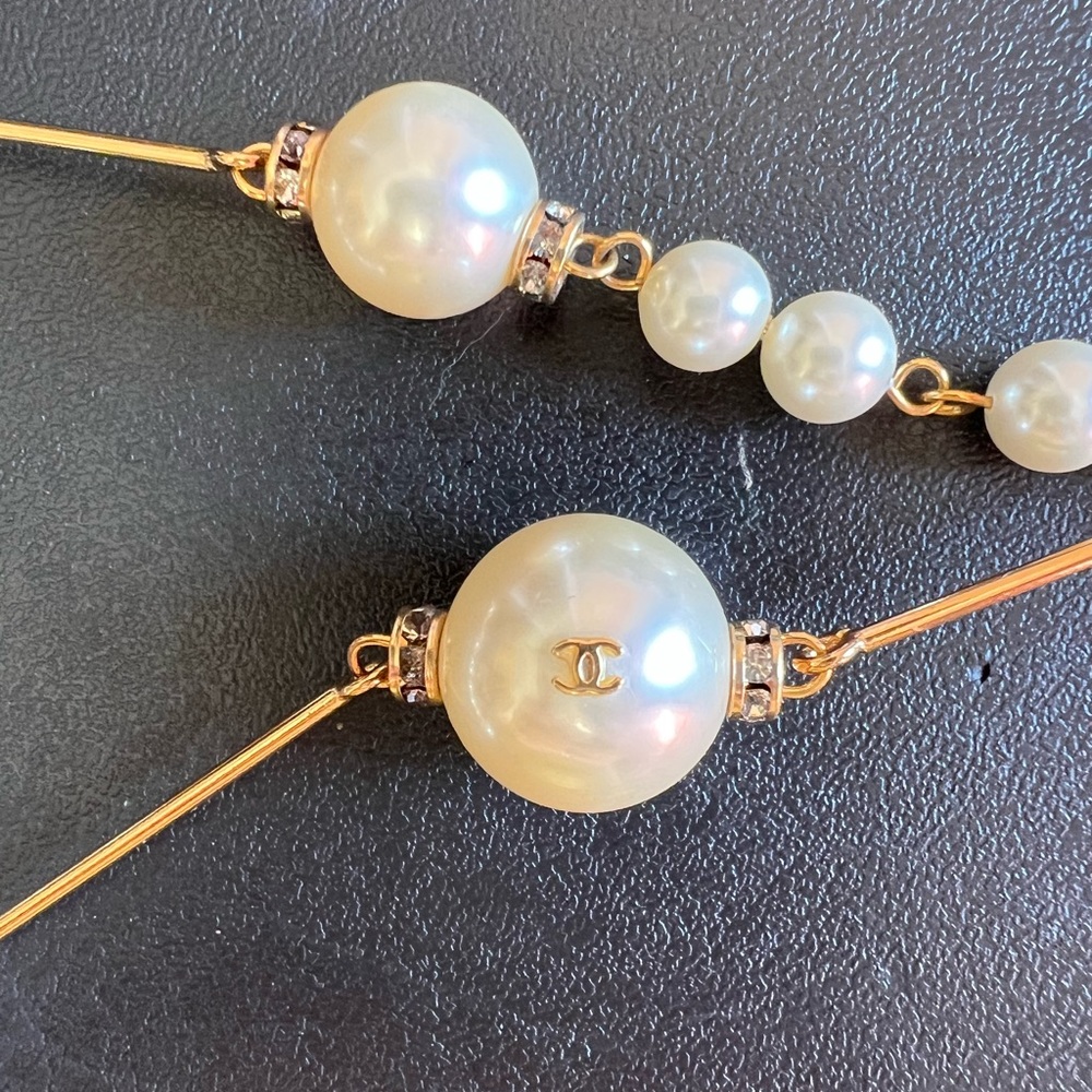 Chanel Vintage Pearls 2001 P Long Strand Strassed Details Pristine - Picture 4 of 11